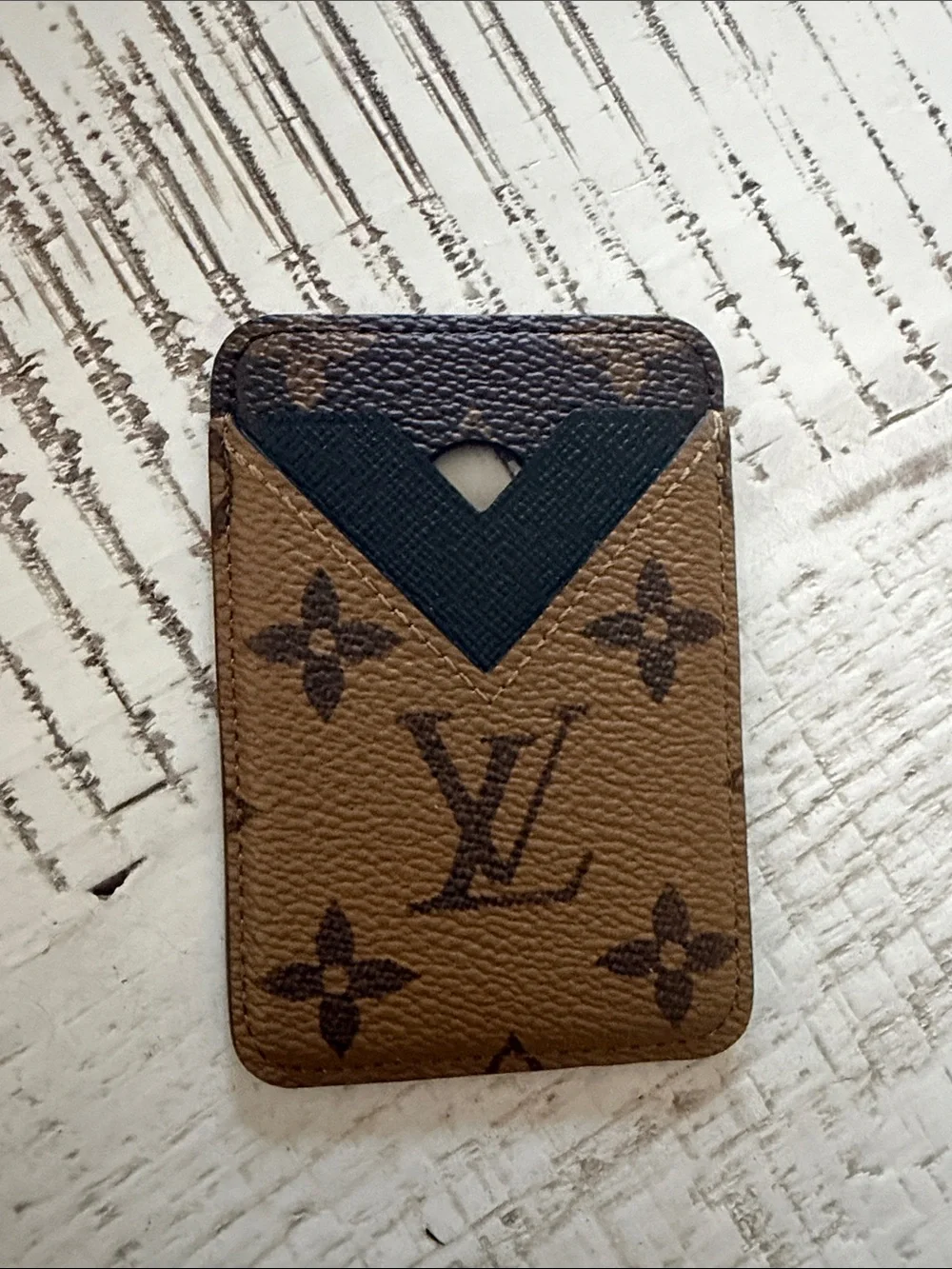 Louis Vuitton slim card